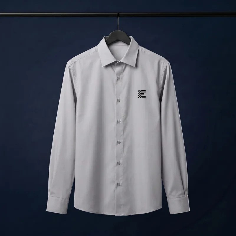 Camisa Corporativa de INNVOLO, lista para personalizar con el logo del cliente
